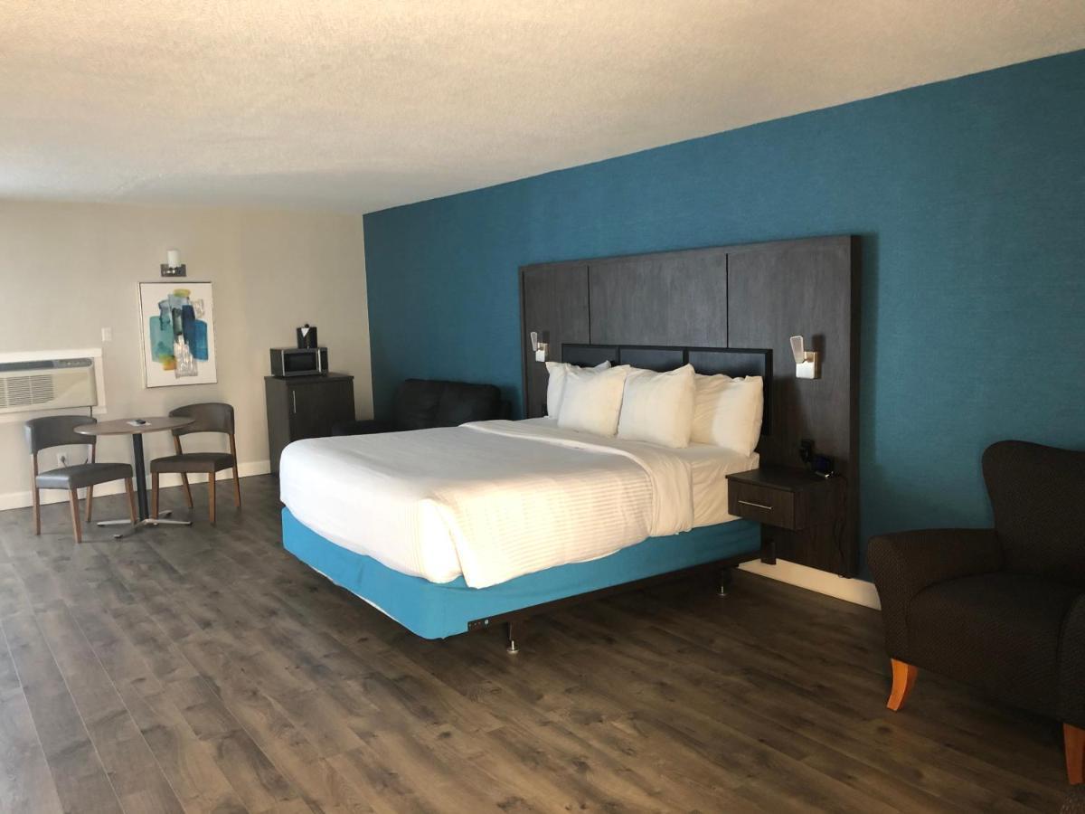 Best Western Laval-Montreal & Conference Centre Εξωτερικό φωτογραφία