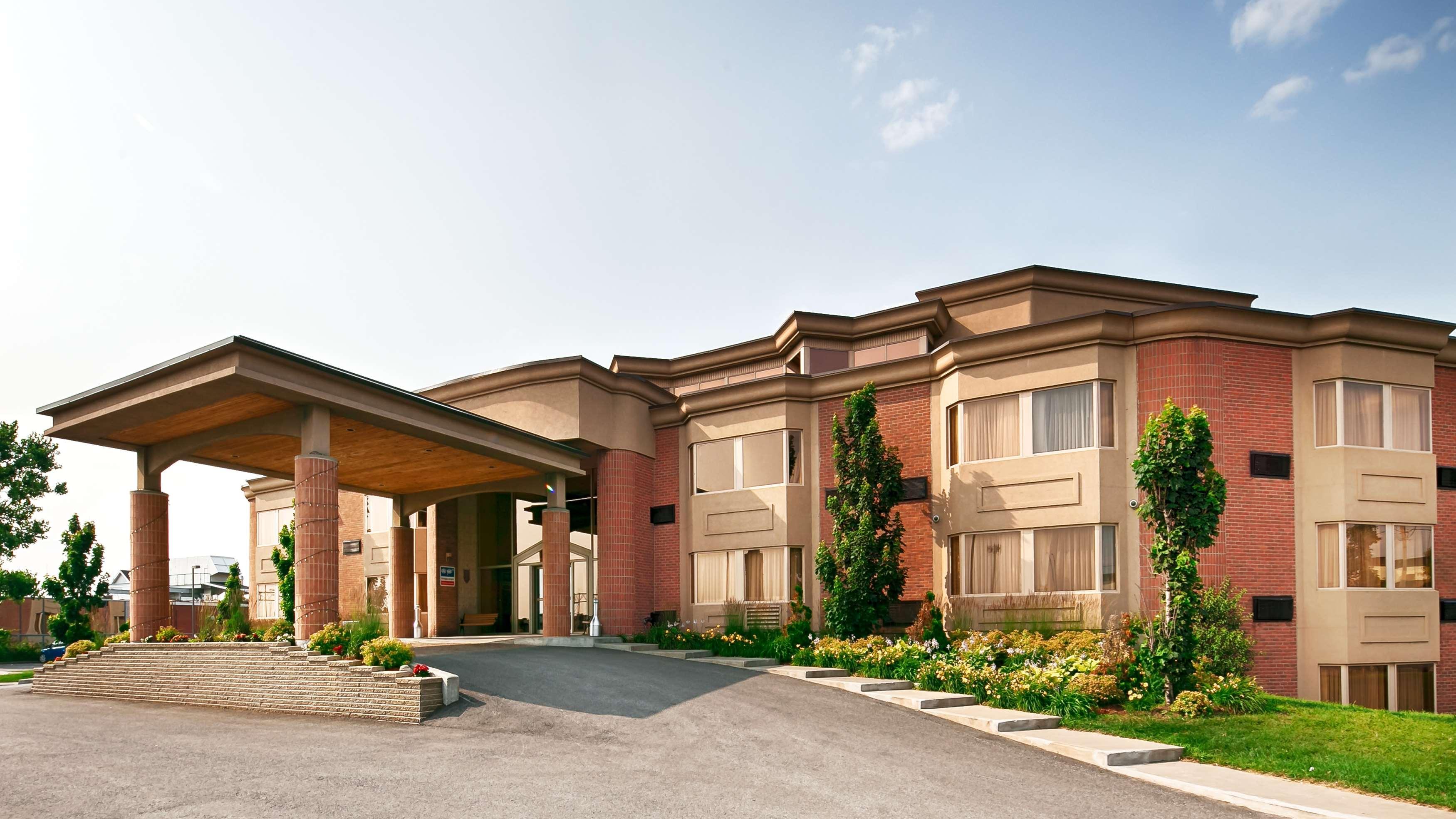 Best Western Laval-Montreal & Conference Centre Εξωτερικό φωτογραφία