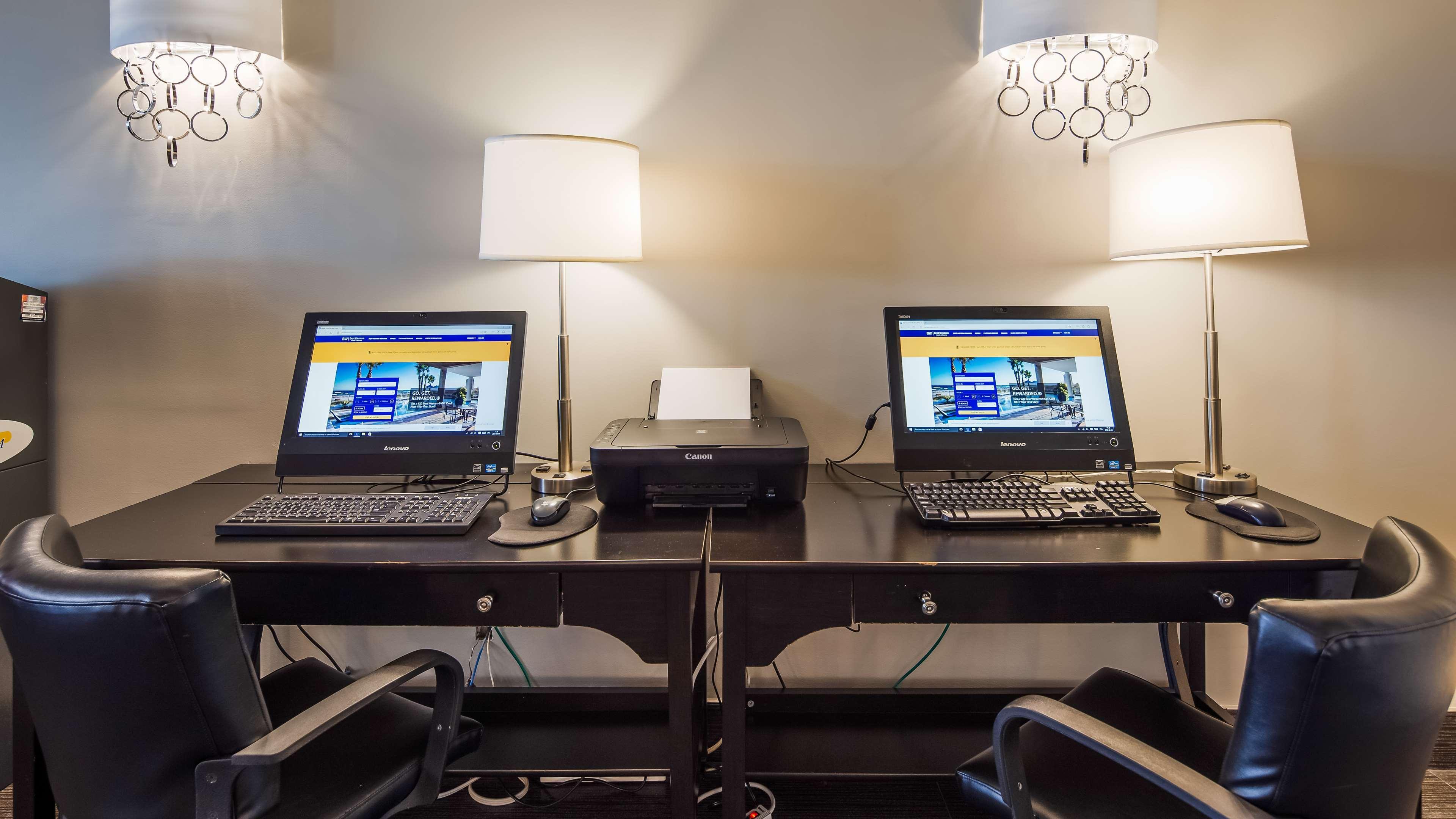 Best Western Laval-Montreal & Conference Centre Εξωτερικό φωτογραφία