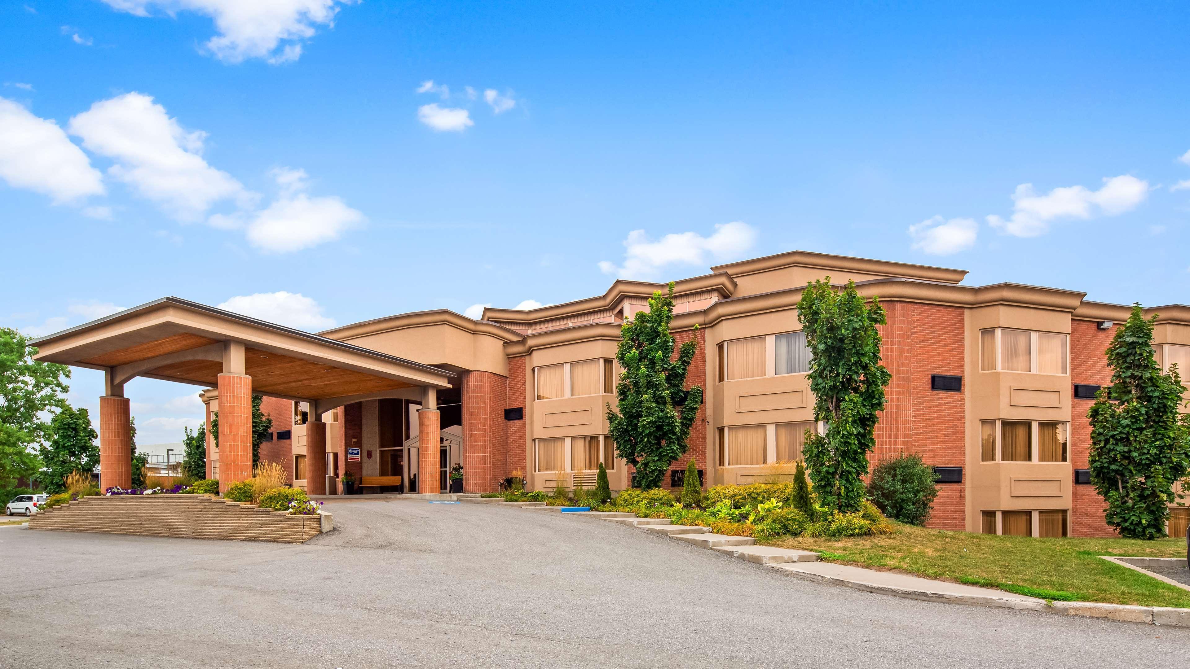 Best Western Laval-Montreal & Conference Centre Εξωτερικό φωτογραφία