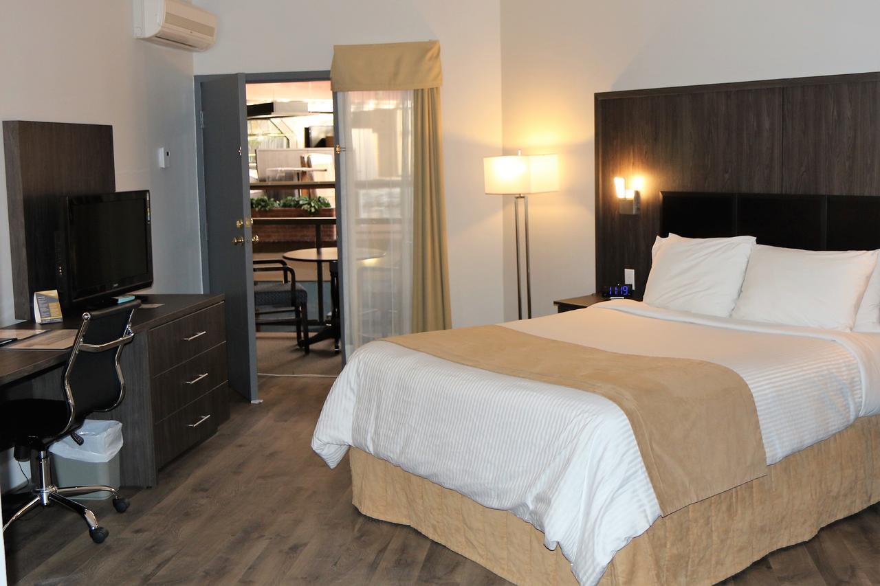 Best Western Laval-Montreal & Conference Centre Εξωτερικό φωτογραφία